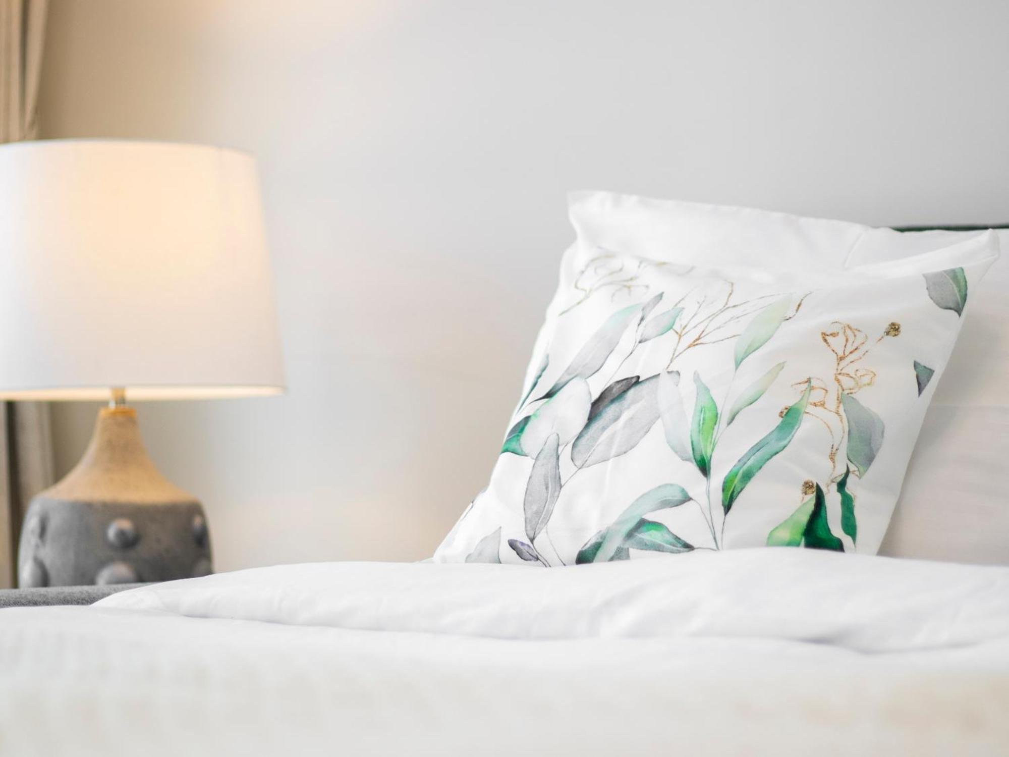 Bright & Modern 1br In Socio Hills Apartment