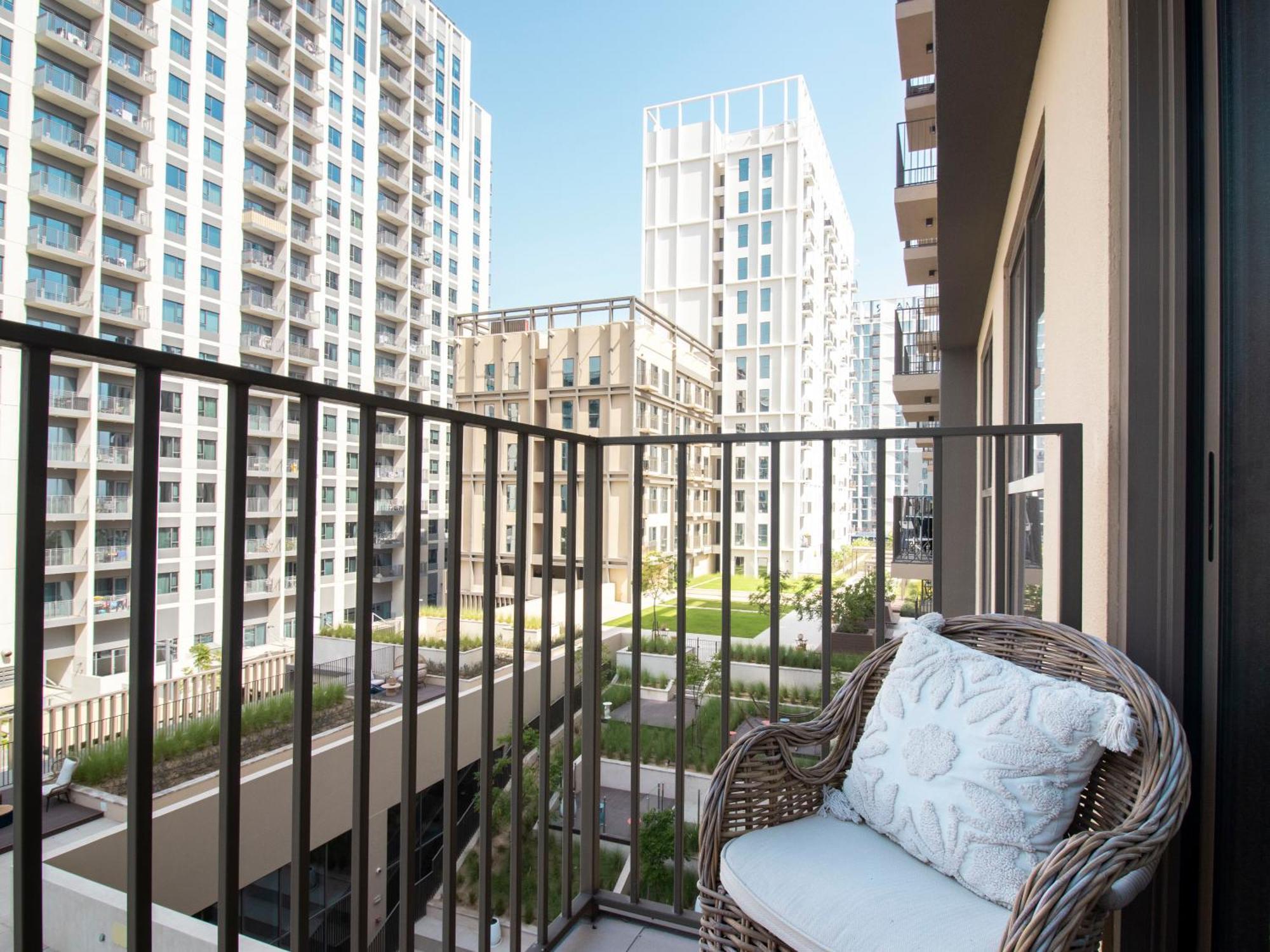 Bright & Modern 1br In Socio Hills Dubai