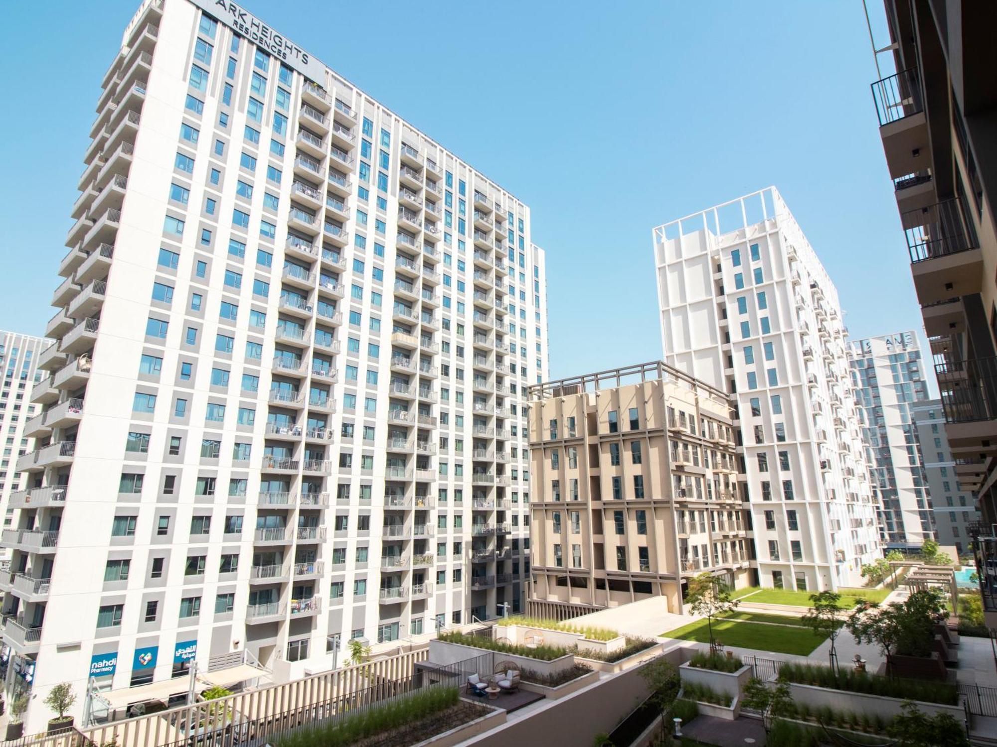 Bright & Modern 1br In Socio Hills * Dubai